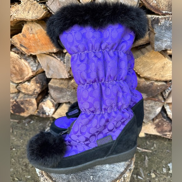 Coach Shoes - Coach purple fur winter boots size 6 1/2